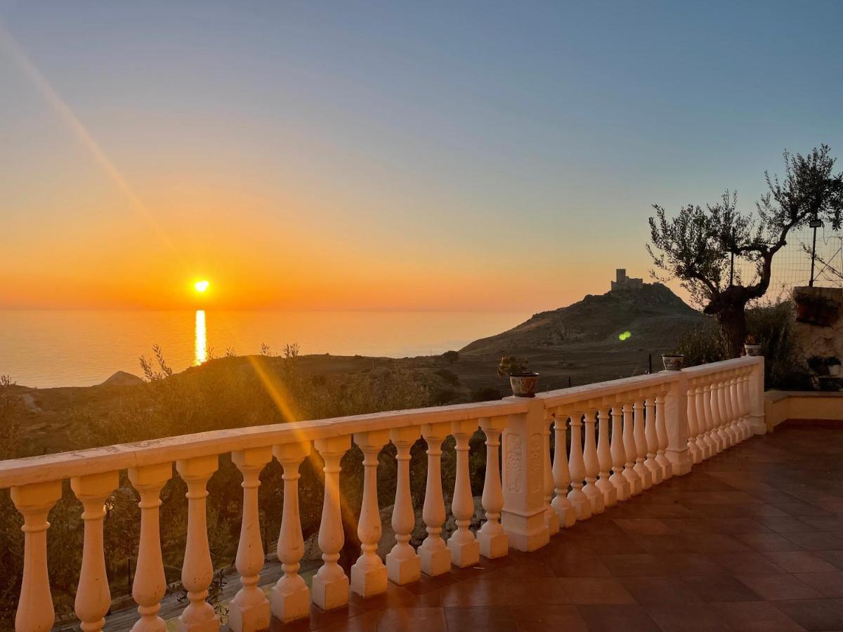 La Collina Sul Mare Bed & Breakfast Палма де Монтекиаро Екстериор снимка