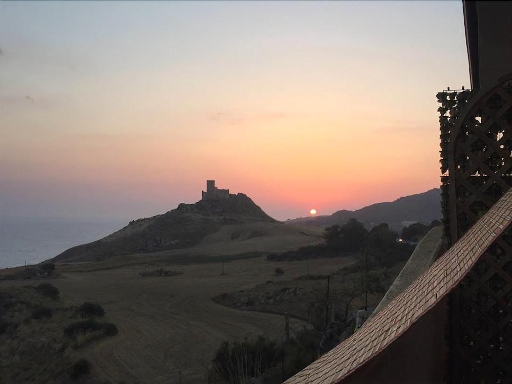 La Collina Sul Mare Bed & Breakfast Палма де Монтекиаро Екстериор снимка